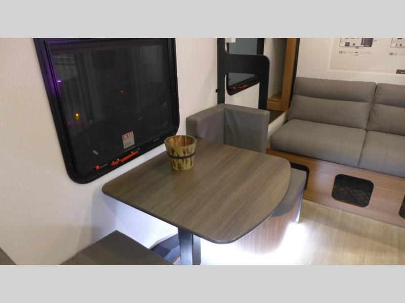 2025 Keystone Reign 15RB, $ 22,990