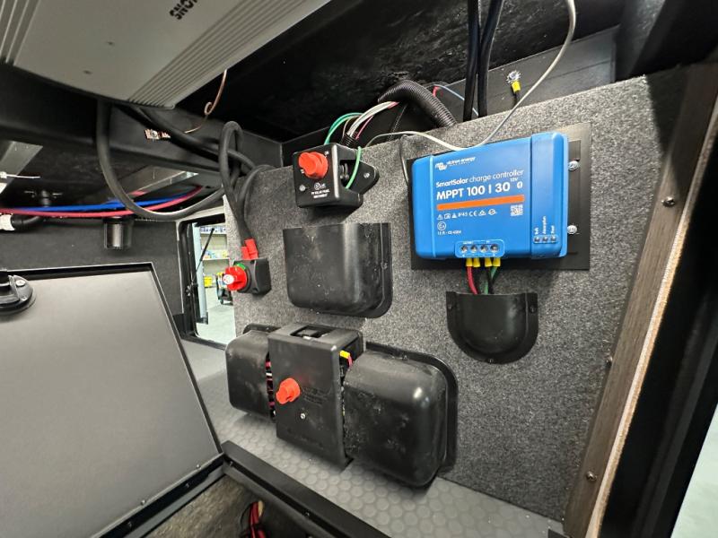 2025 Keystone Raptor 433, $ 183,865