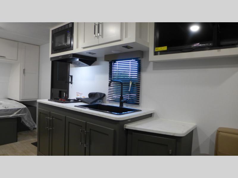 2025 Keystone Bullet Classic (East) 1900RD, $ 25,021