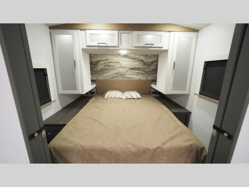 2025 Keystone Bullet Crossfire 2290BH, $ 37,546