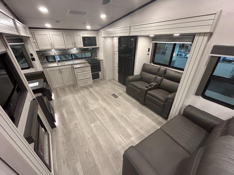 2025 Keystone Cougar Half-Ton (Fifth Wheel) 26RKE, $ 59,990