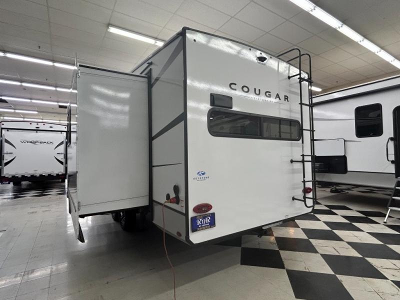 2025 Keystone Cougar Half-Ton (Fifth Wheel) 26RKE, $ 59,990