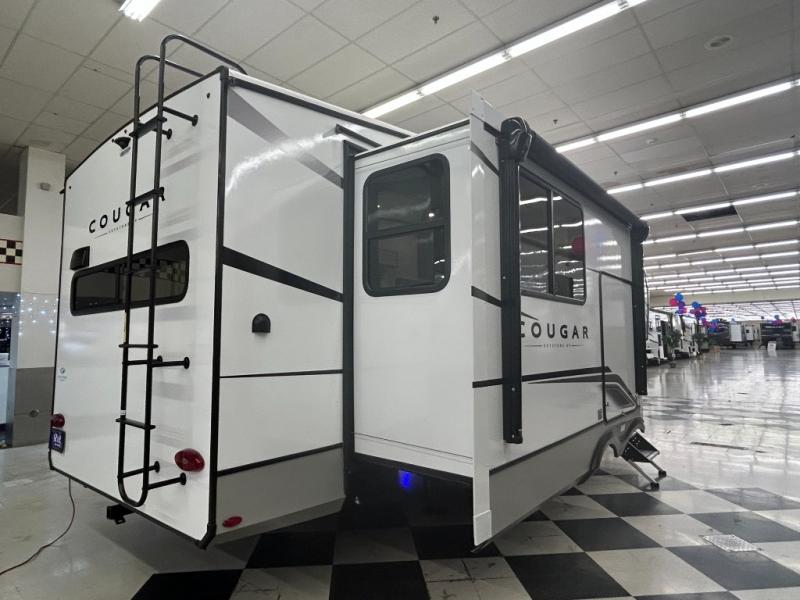 2025 Keystone Cougar Half-Ton (Fifth Wheel) 26RKE, $ 59,990