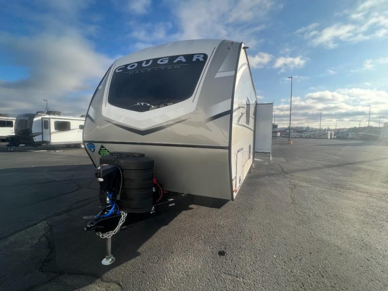 2025 Keystone Cougar Half-Ton (Travel Trailer) 29R, $ 58,990