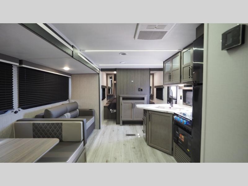 2025 Keystone Hideout (Travel Trailer - East/All) , $ 32,990