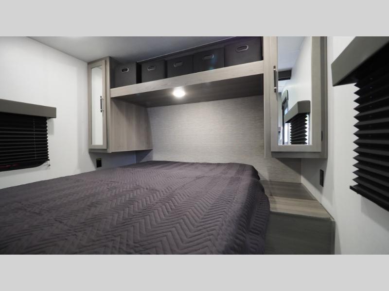 2025 Keystone Hideout (Travel Trailer - East/All) , $ 32,990