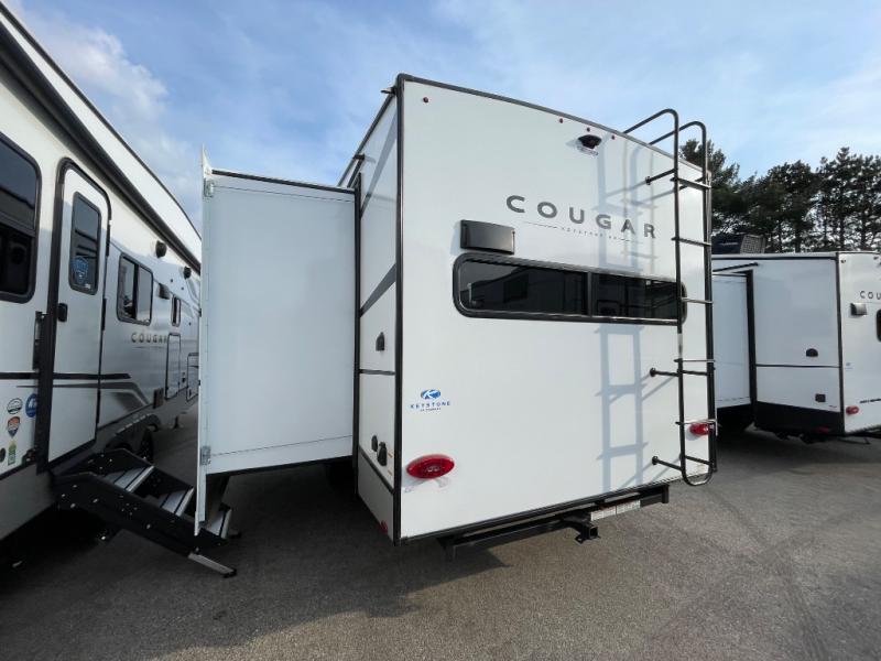 2025 Keystone Cougar Half-Ton (Fifth Wheel) 23MLE, $ 60,368