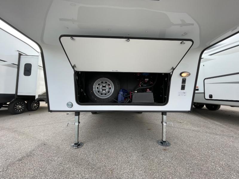 2025 Keystone Cougar Half-Ton (Fifth Wheel) 23MLE, $ 60,368