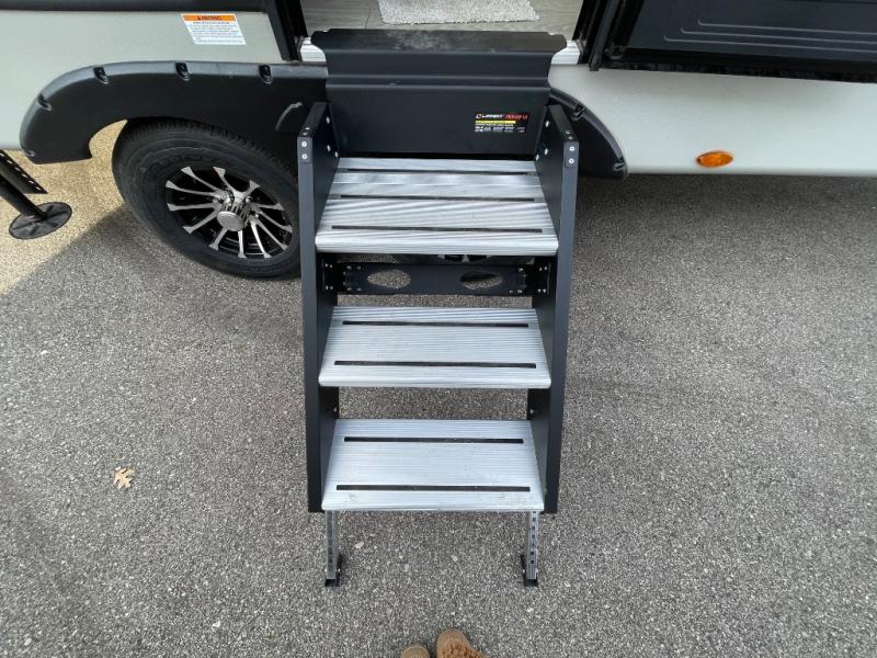 2025 Keystone Cougar Half-Ton (Fifth Wheel) 23MLE, $ 60,368