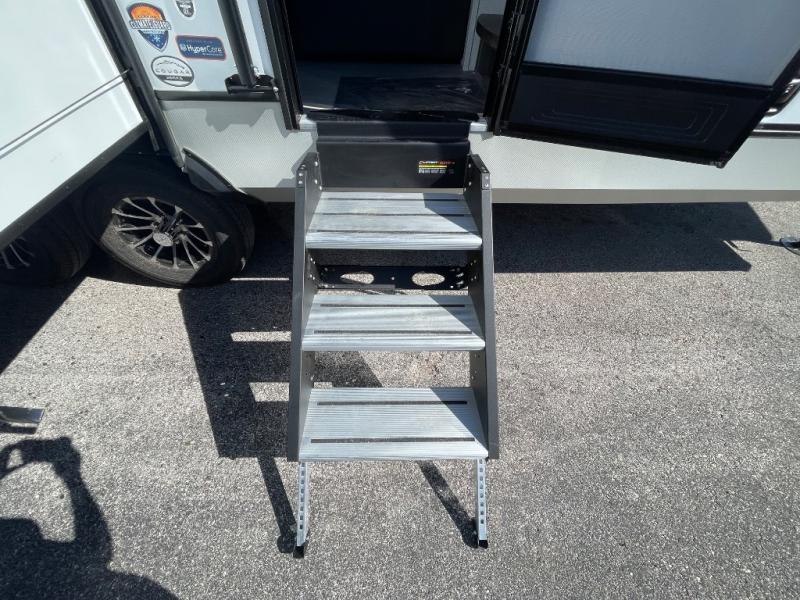 2025 Keystone Cougar Half-Ton (Fifth Wheel) 26RKE, $ 66,631