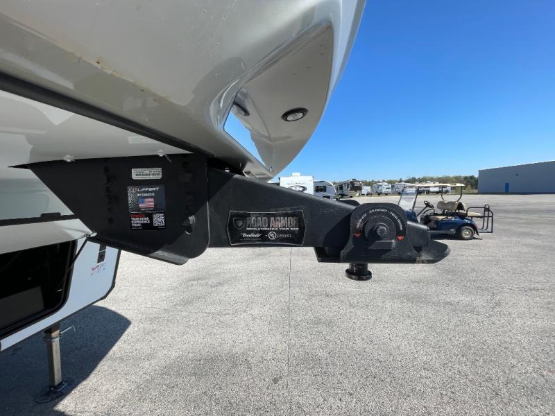 2025 Keystone Cougar Half-Ton (Fifth Wheel) 26RKE, $ 66,631