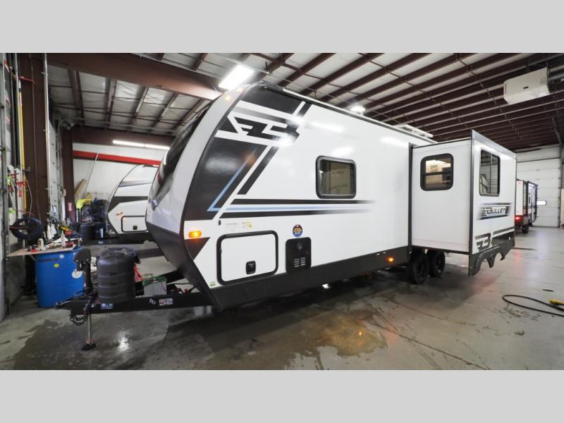 2025 Keystone Bullet Crossfire 245RKS, $ 40,164