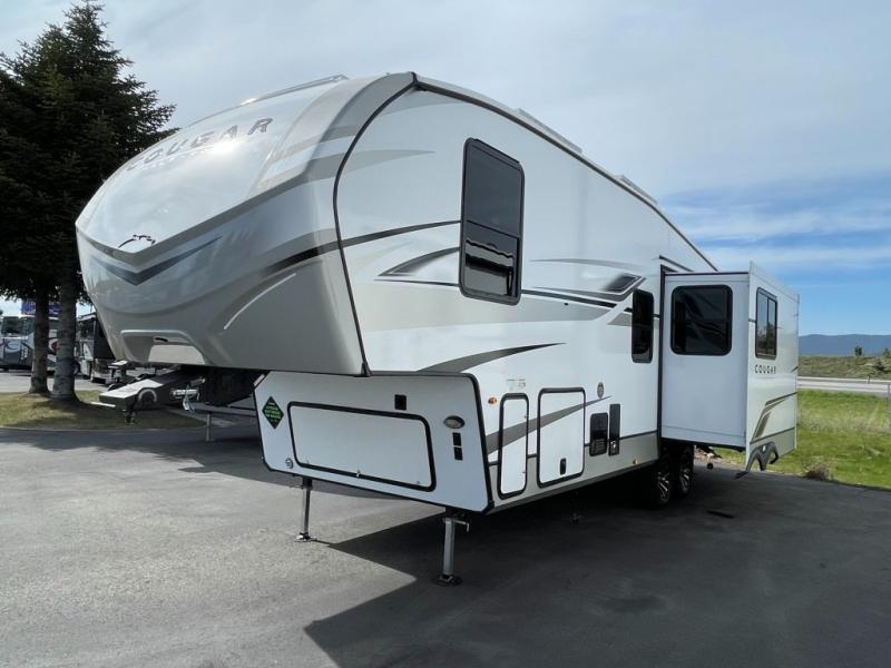 2025 Keystone Cougar Half-Ton (Fifth Wheel) 26RKE, $ 59,990