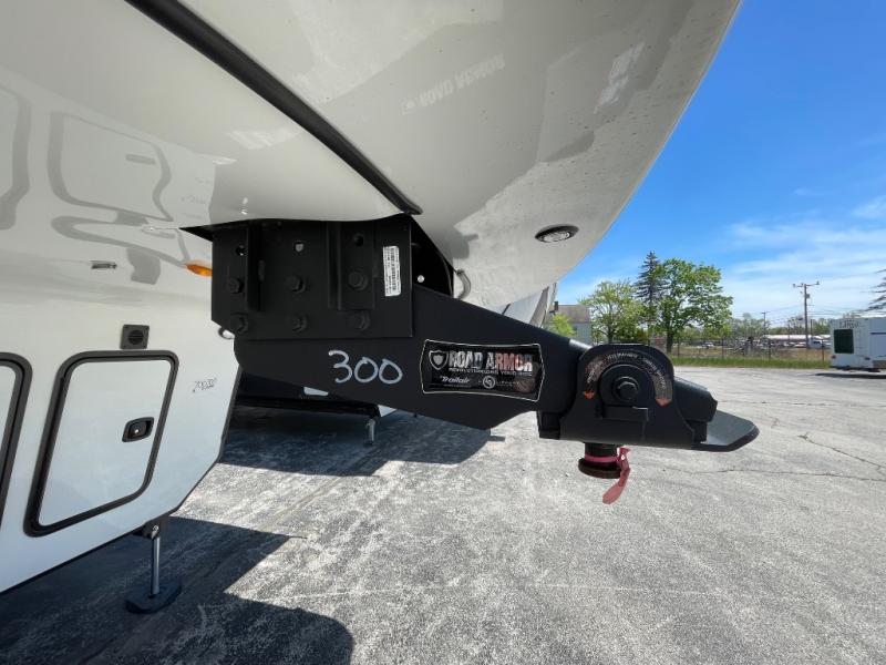 2025 Keystone Montana 3915TB, $ 132,878