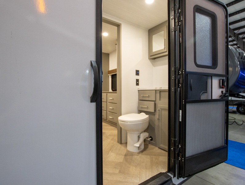 2025 Keystone Sprinter 3920DSL, $ 83,597