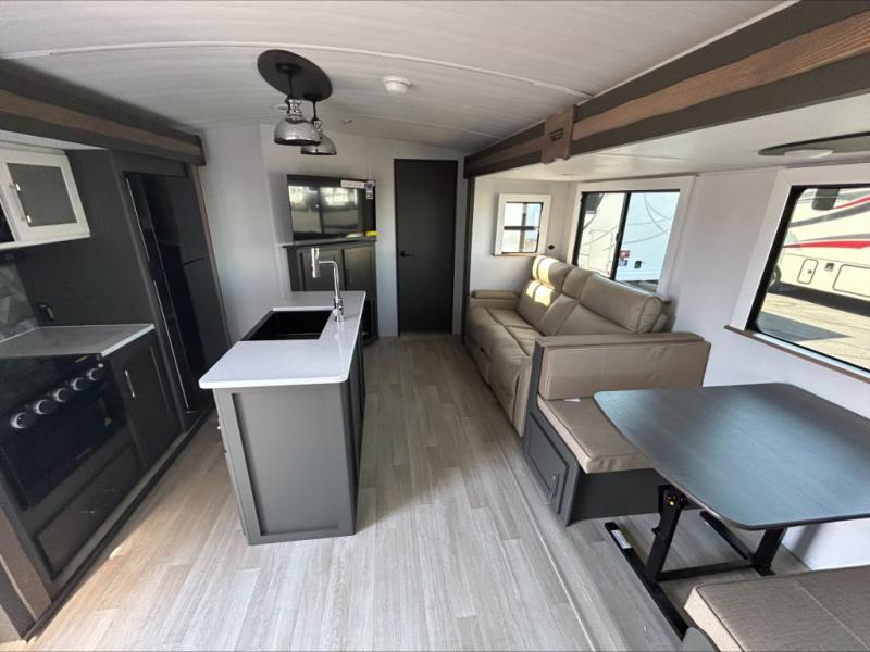 2025 Keystone Bullet (East) 330BKQ, $ 49,990