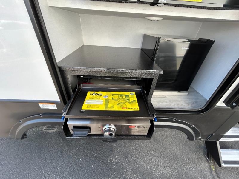 2025 Keystone Montana High Country 325RK, $ 98,990