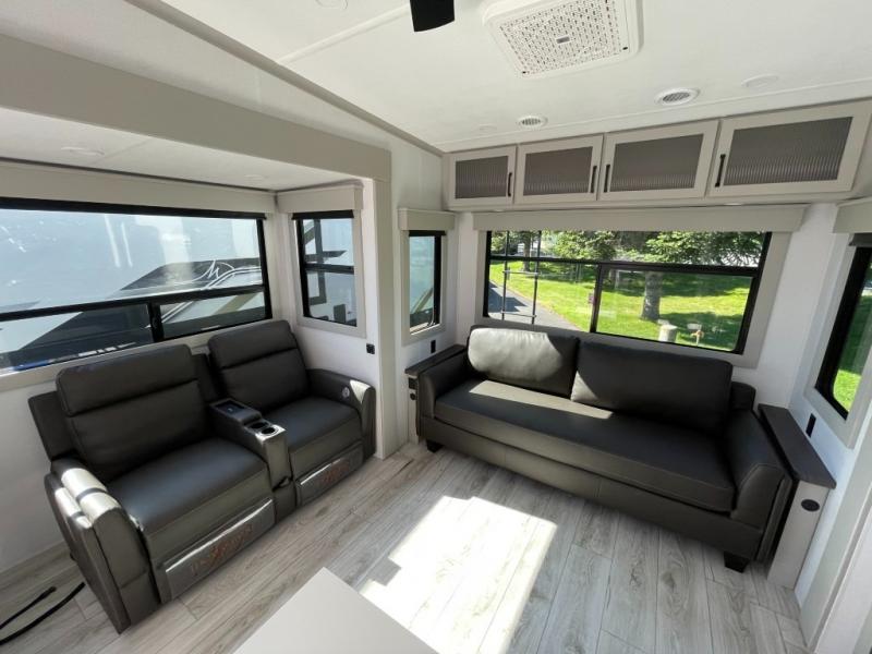 2025 Keystone Montana High Country 331RL, $ 84,990