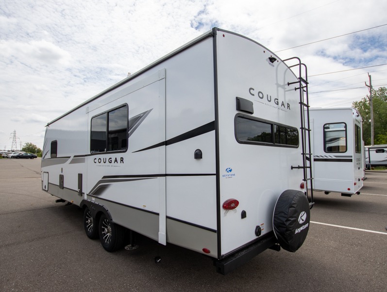 2025 Keystone Cougar Half-Ton (Travel Trailer - Ea, $ 52,682