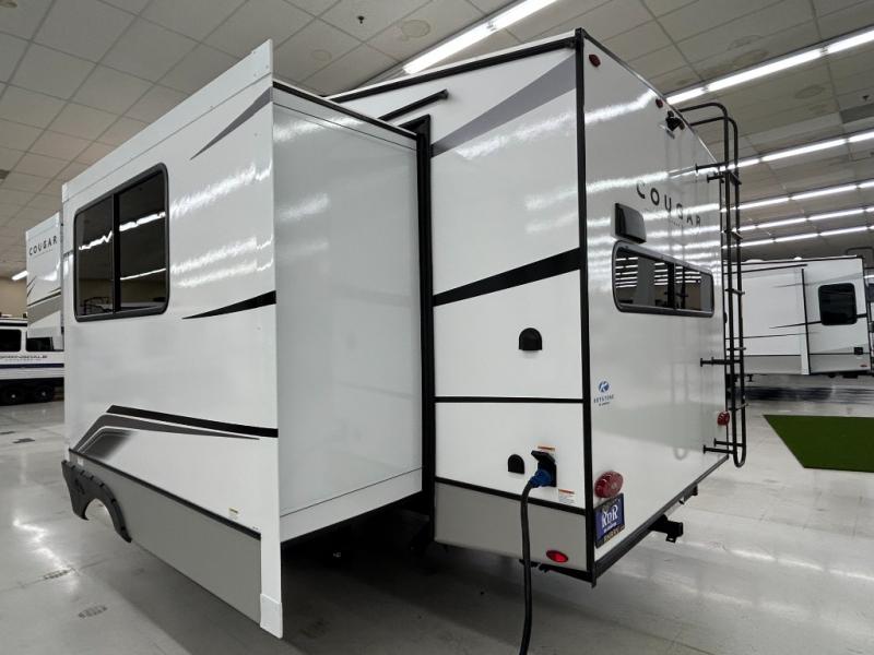 2025 Keystone Cougar Half-Ton (Fifth Wheel) 23MLE, $ 57,990