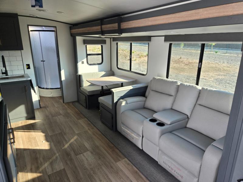 2025 Keystone Bullet Crossfire (Double-Axle - West, $ 43,990