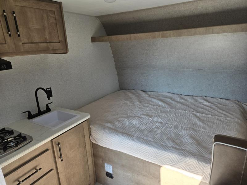 2025 Keystone Springdale Classic Single 1400RE, $ 15,990