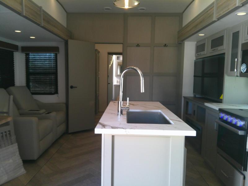 2025 Keystone Sprinter 3980FBS, $ 83,672