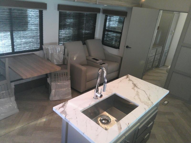 2025 Keystone Sprinter 3980FBS, $ 83,672