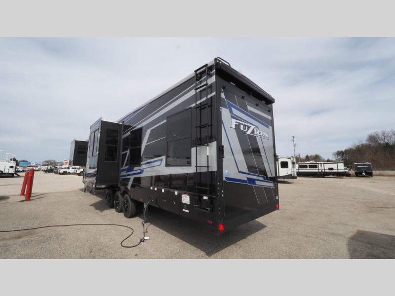 2025 Keystone Fuzion 442, $ 182,297