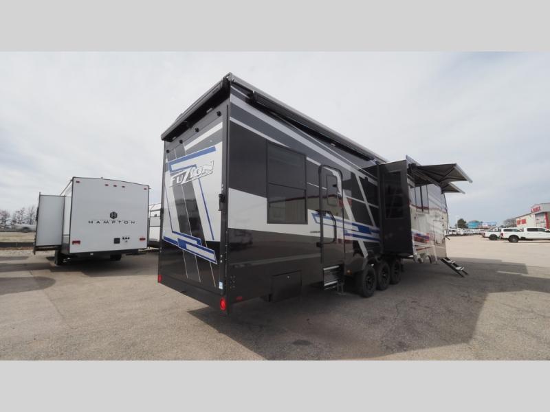 2025 Keystone Fuzion 442, $ 182,297