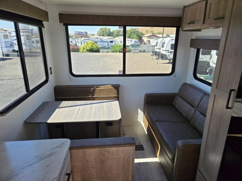 2025 Keystone Springdale Classic (Double Axle - We, $ 25,990