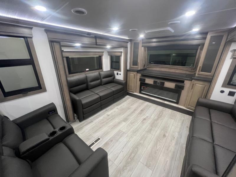 2025 Keystone Montana 3761FL, $ 109,990