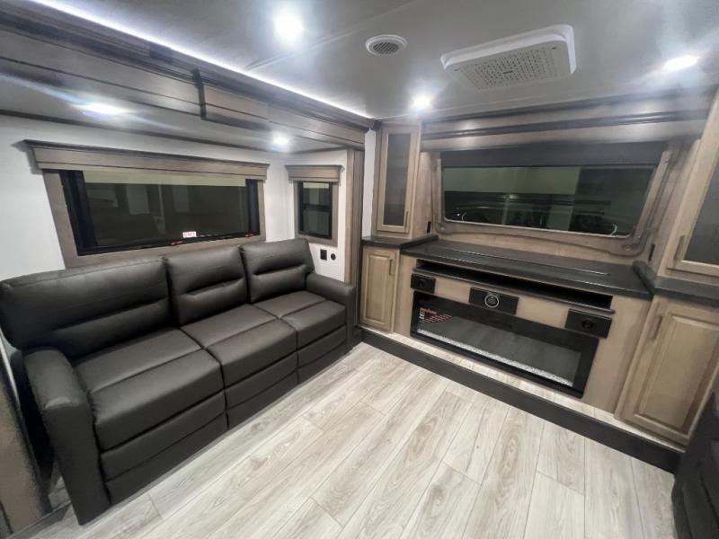 2025 Keystone Montana 3761FL, $ 109,990