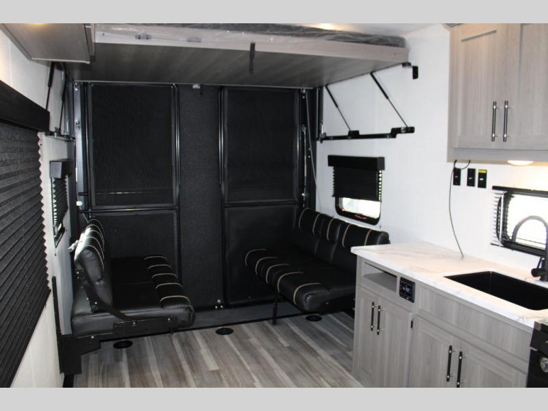 2025 Keystone Raptor Carbon Aluminum 29WFO, $ 29,990