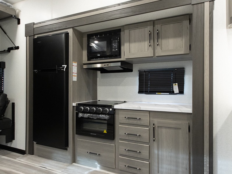 2025 Keystone Raptor Carbon Aluminum 30WFO, $ 32,990