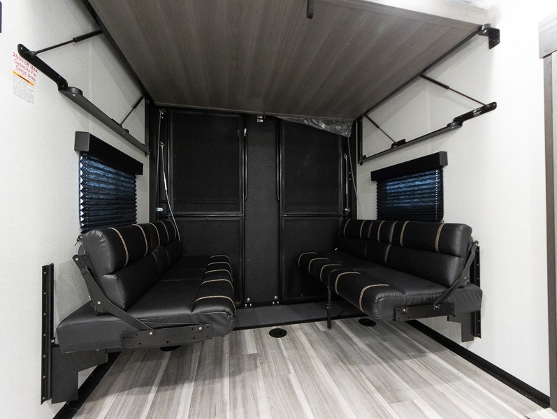 2025 Keystone Raptor Carbon Aluminum 30WFO, $ 32,990