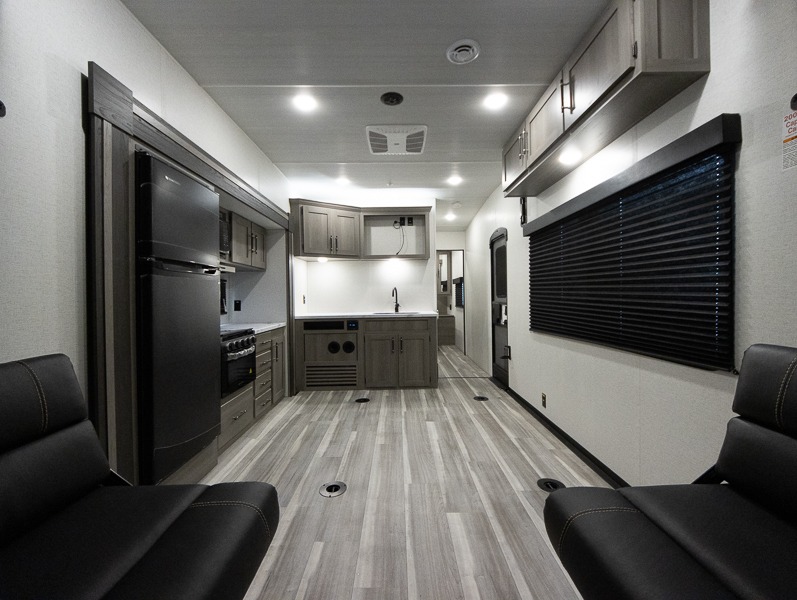 2025 Keystone Raptor Carbon Aluminum 30WFO, $ 32,990