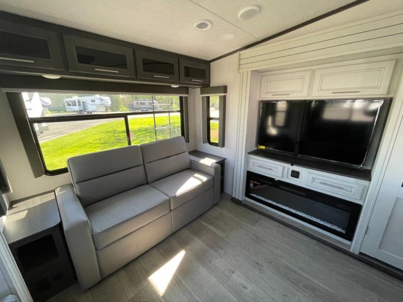 2025 Keystone Cougar Half-Ton (Fifth Wheel) 29RLI, $ 65,990