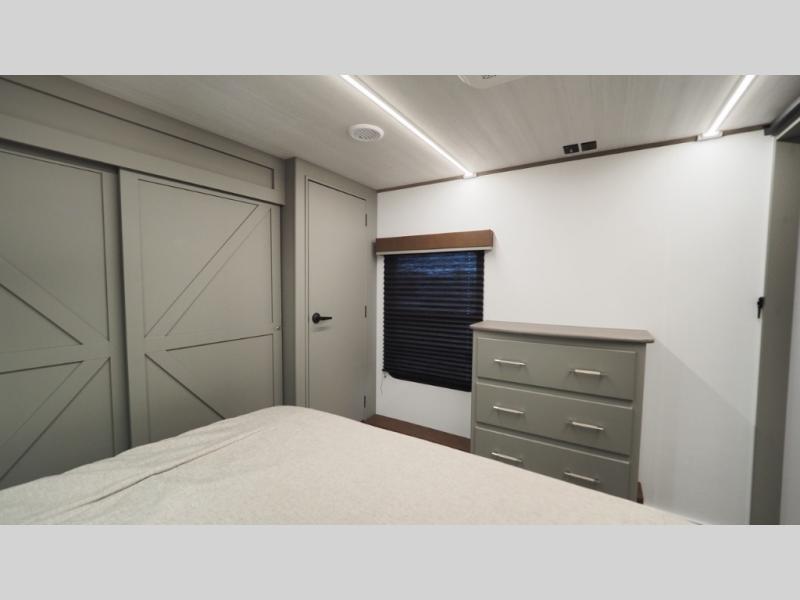 2025 Keystone Sprinter 3210RLS, $ 75,887