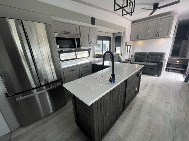 2025 Keystone Montana High Country 325RK, $ 95,401