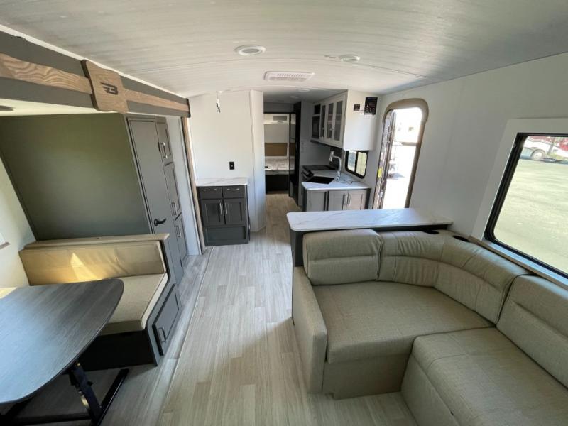 2025 Keystone Bullet Crossfire (Double-Axle - West, $ 43,990