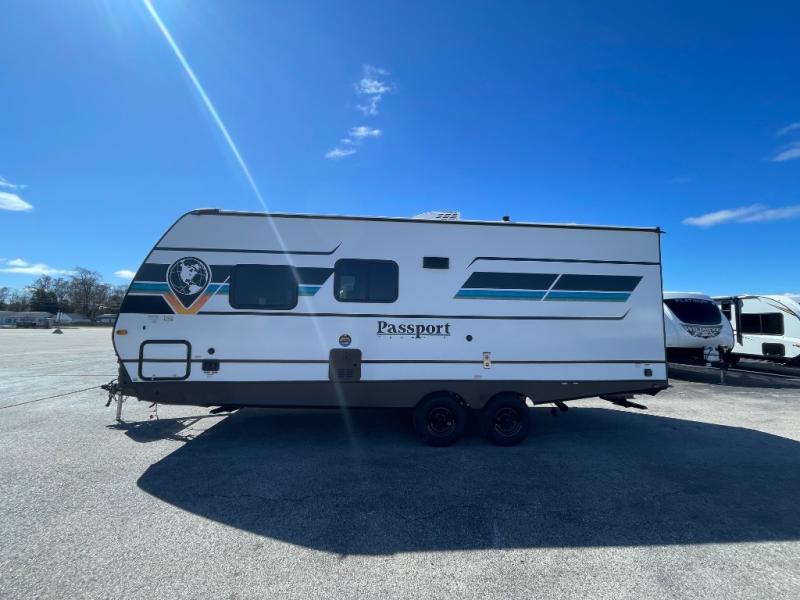 2025 Keystone Passport Classic 214BH, $ 21,990