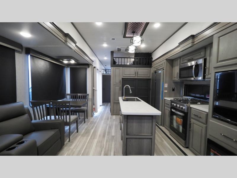 2025 Keystone Retreat 39FSRL, $ 80,941