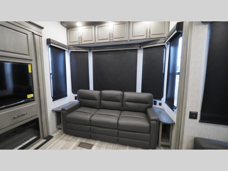 2025 Keystone Retreat 39FSRL, $ 80,941