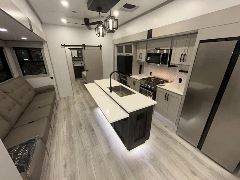 2025 Keystone Montana High Country 397FB, $ 89,990