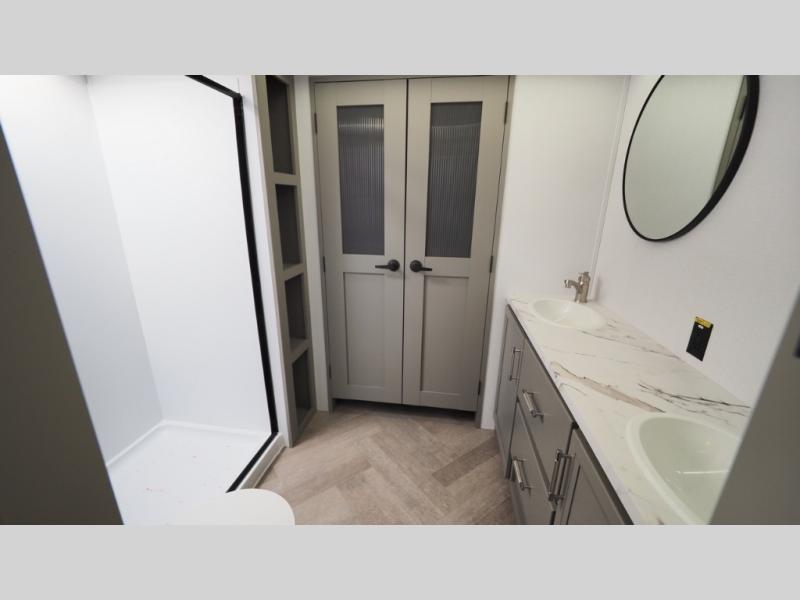 2025 Keystone Sprinter (Fifth Wheel) 3840LRK, $ 97,060