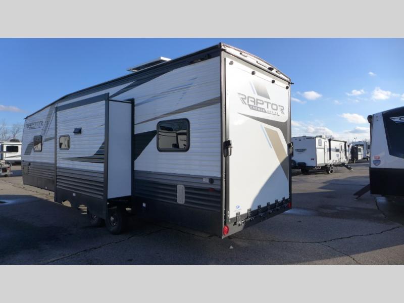 2025 Keystone Raptor Carbon Aluminum 30WFO, $ 44,395