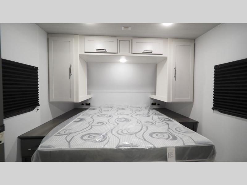 2025 Keystone Bullet Classic (East) 2640BH, $ 35,131