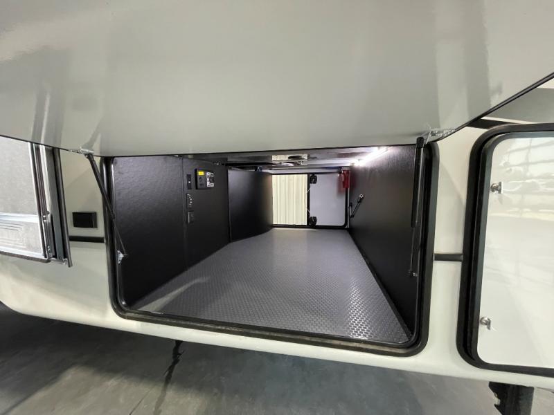 2025 Keystone Montana 3532SP, $ 123,878