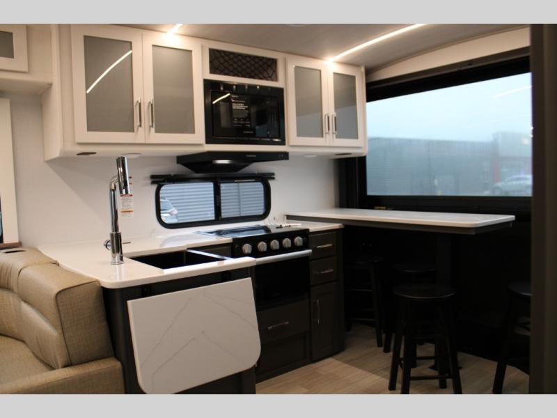 2025 Keystone Bullet Premium 336BBK, $ 44,990